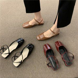 Red patent leather toe cap sandals for women, versatile square toe, low heel, single button Mary Jane shoes, Roman shoes