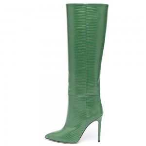 Minimalist women's lizard patterned boots