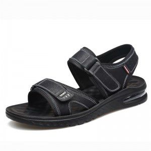 Beach shoes for men with soft soles and anti slip outer wear, casual sandals for one foot drive, lightweight and breathable casual shoes
