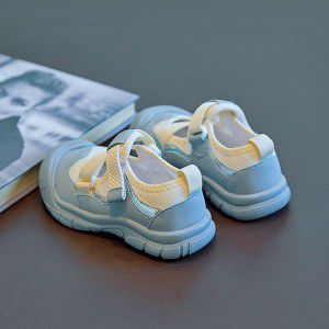 Girls' sports sandals, children's casual breathable mesh shoes, boys' toe caps, anti kick baby shoes