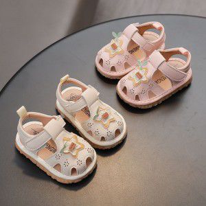 Girl baby children's walking shoes cartoon light soft sole baby calling shoes cute hole shoes